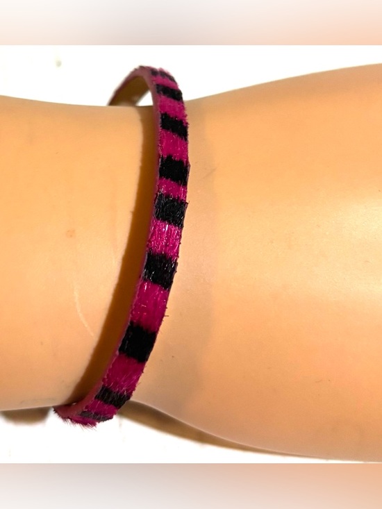 Handmade Jewelry - Fuchsia and Black Striped Haircalf Bangle